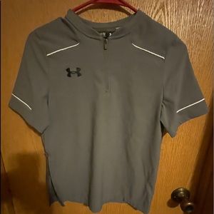 Under Amour Baseball Shirt. Size Youth Medium.
